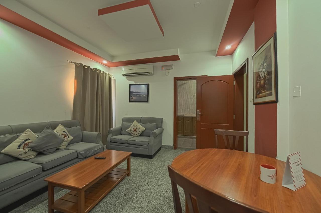 Platinium Hotel Apartments Seeb Εξωτερικό φωτογραφία